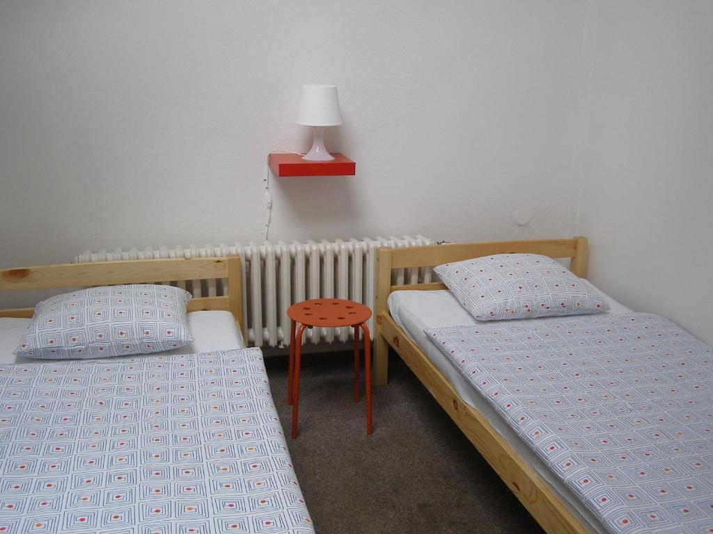 Hostel Praha Ladvi Zimmer foto